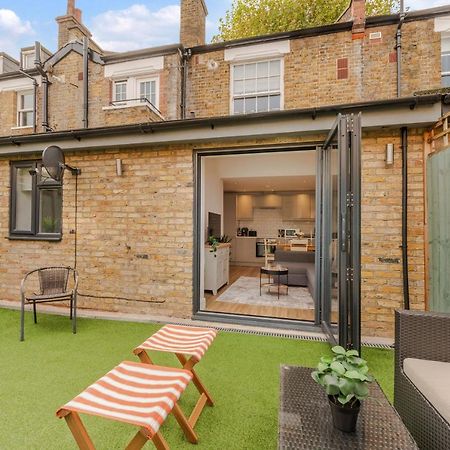 Three-Bedroom Bliss In London Town Exterior foto
